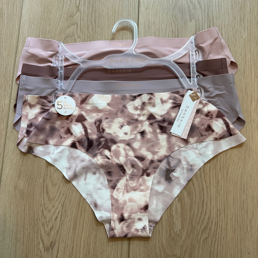 New Danskin women’s underwear Large